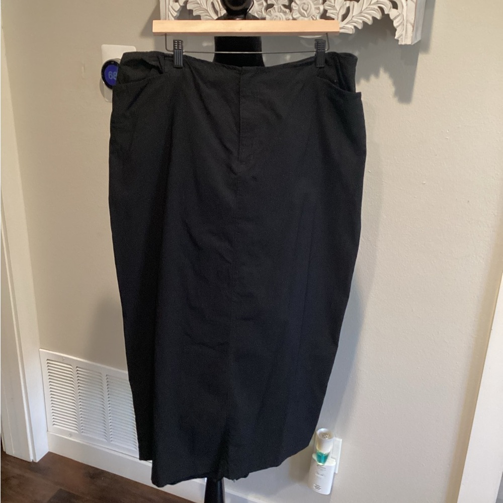 GUC - Lane Bryanyt - Elegant Black Skirt - Zip Up/Down Slit in Back - Sz 20w!!!